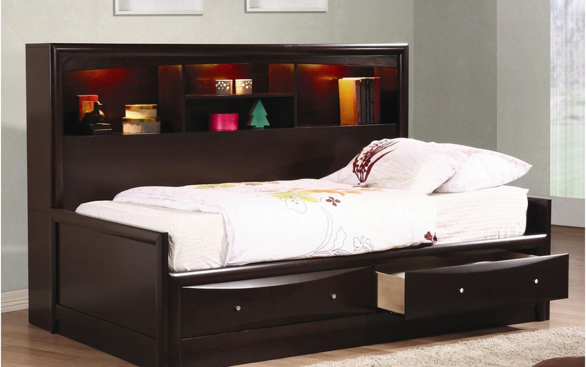 Дизайнерские кровати DB 4360