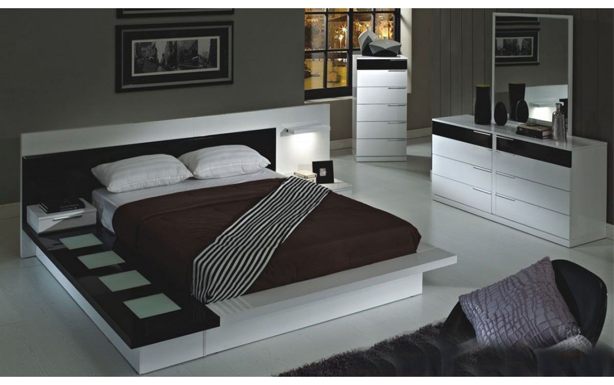 Дизайнерские кровати DB 32604